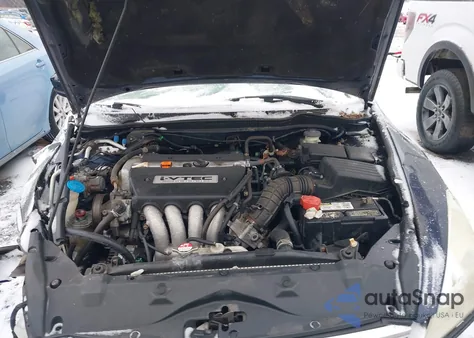 2006 Honda Accord 2.4 Vp z USA, uszkodzony, nr VIN 1HGCM56196A014370